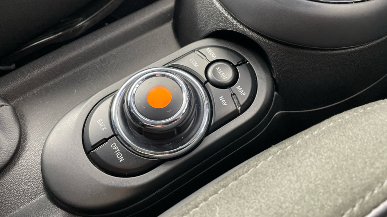 MINI Convertible 1.5 Cooper Classic II 2dr Auto [Comfort/Nav Pack] Petrol Convertible